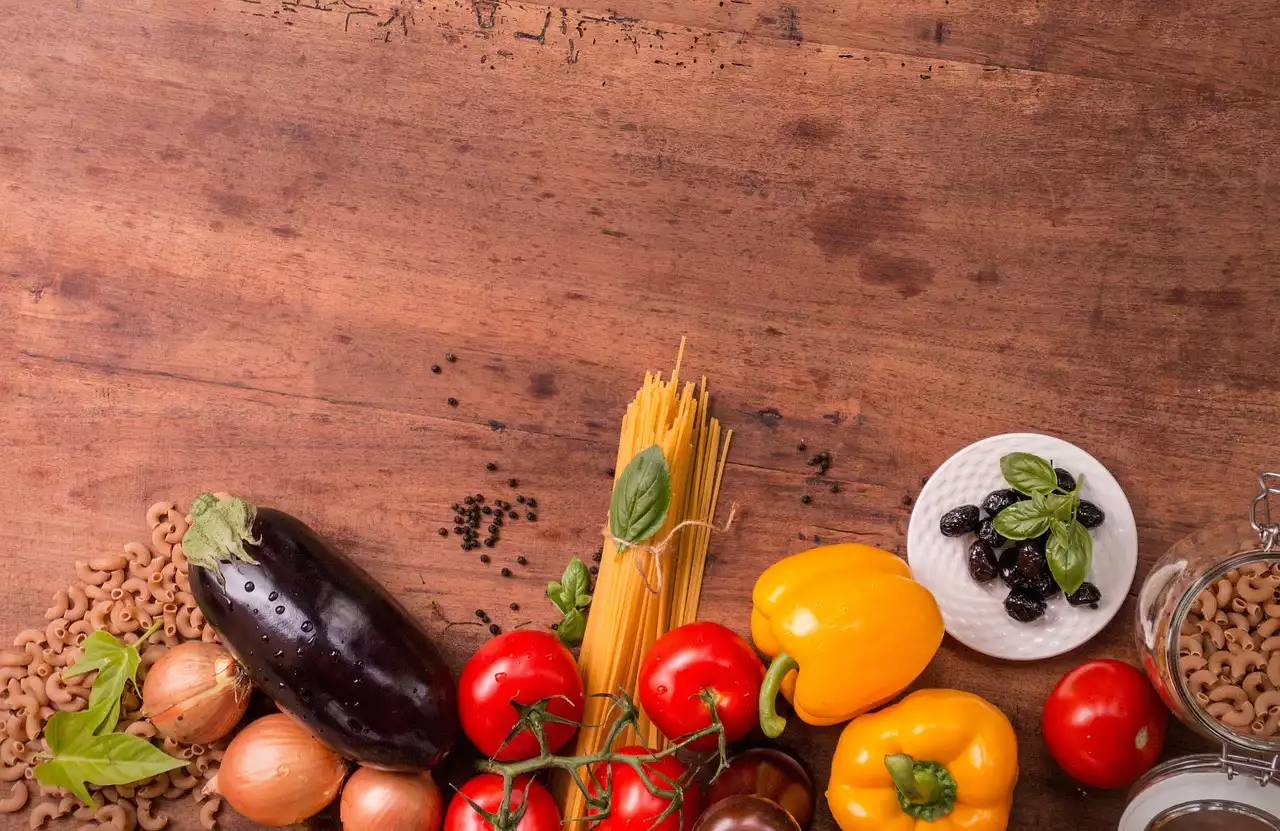 Mittagessen mit kleinem Budget: günstige und leckere Essensideen